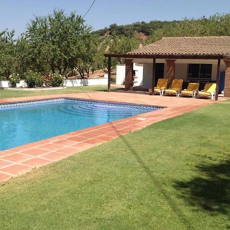 فيلا Finca Los Abetos Villanueva del Rosario المظهر الخارجي الصورة